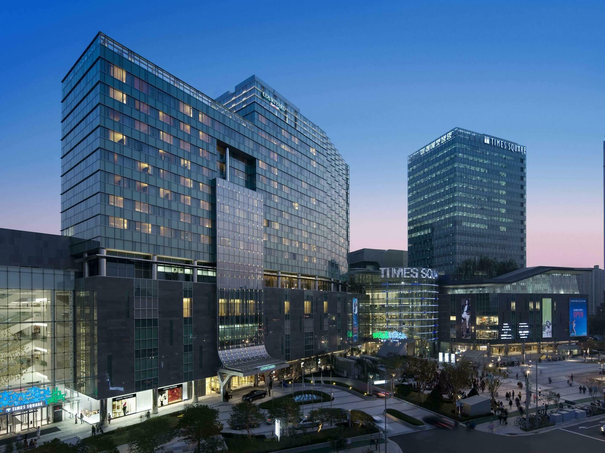 Courtyard By Marriott Seoul Times Square Hotell Exteriör bild